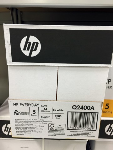 HPのコピー用紙の箱